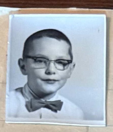 School photo taped to letter L01