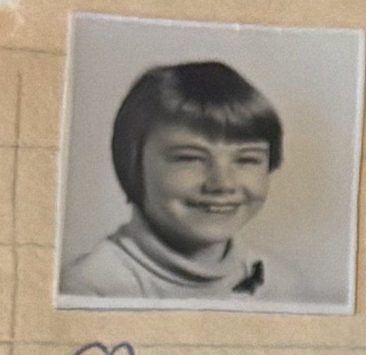 School photo taped to letter L20